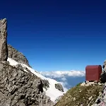 Dolomitiloungebelluno Mountain بيلونو