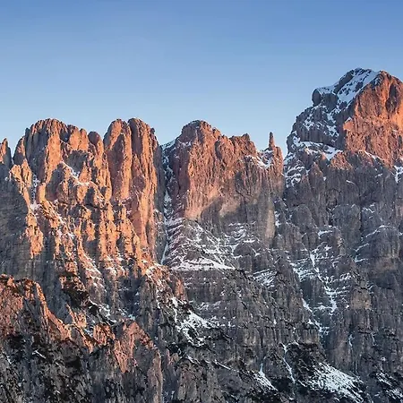 بيت ضيافة Dolomitiloungebelluno Mountain
