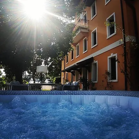 Pensionat Dolomitiloungebelluno Mountain Resources 3*