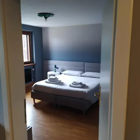 Dolomitiloungebelluno Mountain Гостевой дом Беллуно